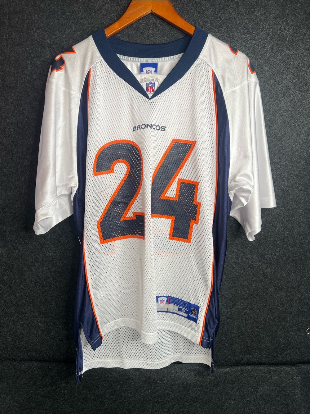 Y2K Denver Broncos Champ Bailey Jersey Men’s Size S Vintage NFL Reebok